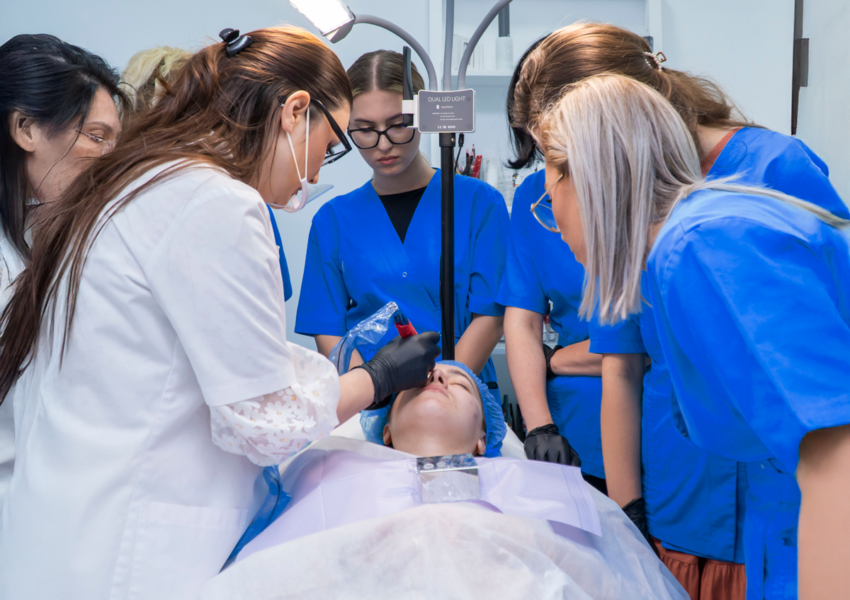 despre noi_carousel_sectiunea 3.4